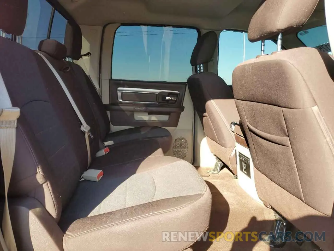 10 Photograph of a damaged car 1C6RR7LT3KS557141 RAM 1500 2019