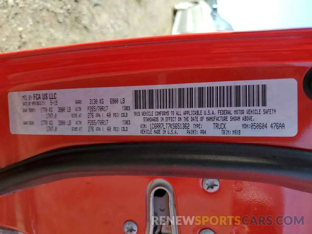 14 Photograph of a damaged car 1C6RR7LT7KS651362 RAM 1500 2019