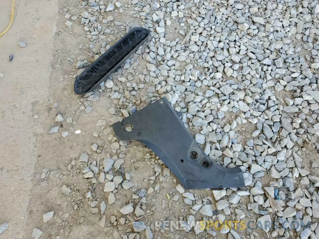 14 Photograph of a damaged car 1C6RR7LT9KS559878 RAM 1500 2019