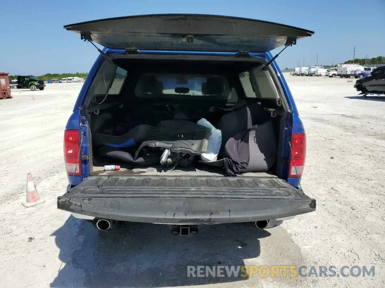 6 Photograph of a damaged car 1C6RR7SM2KS682027 RAM 1500 2019