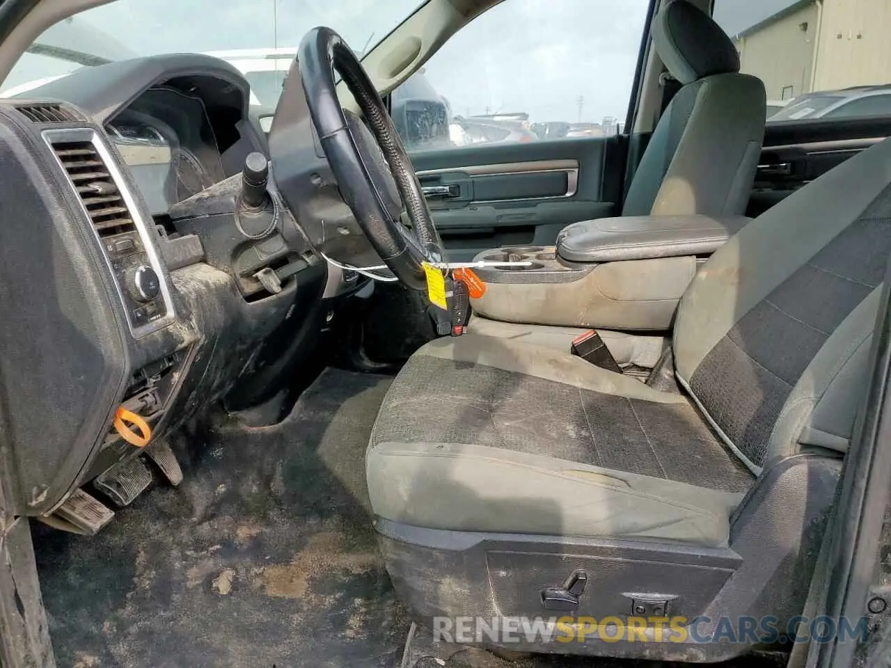 7 Photograph of a damaged car 1C6RR7TT4KS712943 RAM 1500 2019