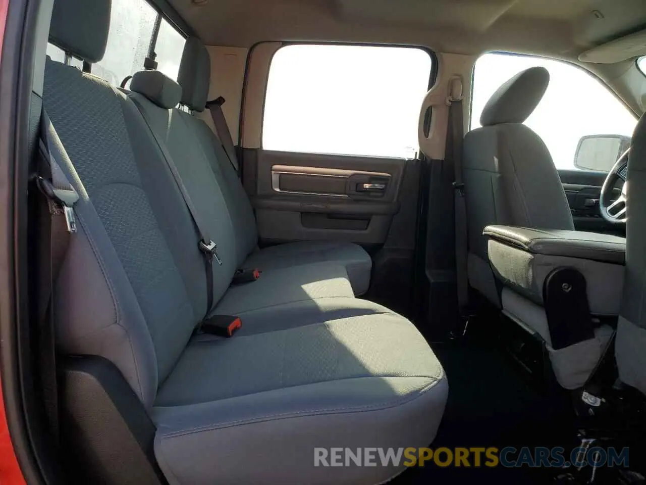 10 Photograph of a damaged car 1C6RR7TT6KS511528 RAM 1500 2019