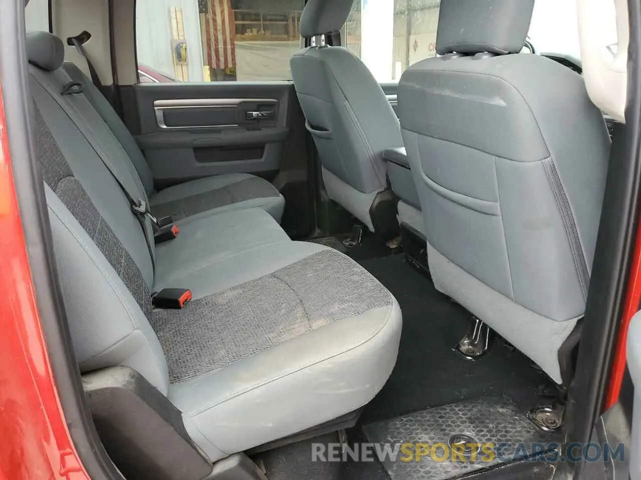 10 Photograph of a damaged car 1C6RR7TT6KS566965 RAM 1500 2019