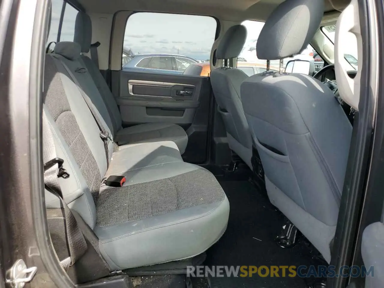 10 Photograph of a damaged car 1C6RR7TT9KS556849 RAM 1500 2019