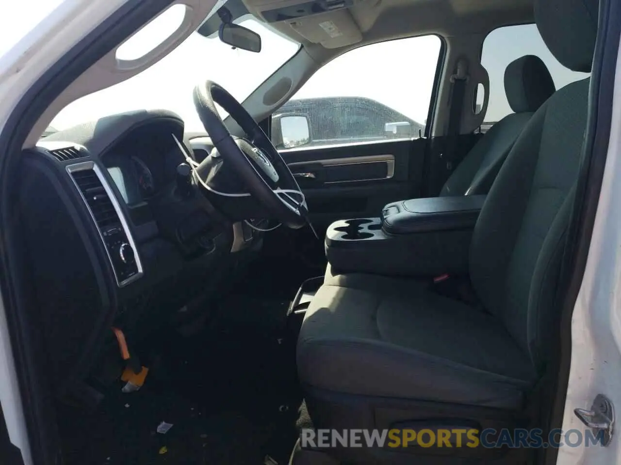 7 Photograph of a damaged car 1C6RR7TT9KS576678 RAM 1500 2019