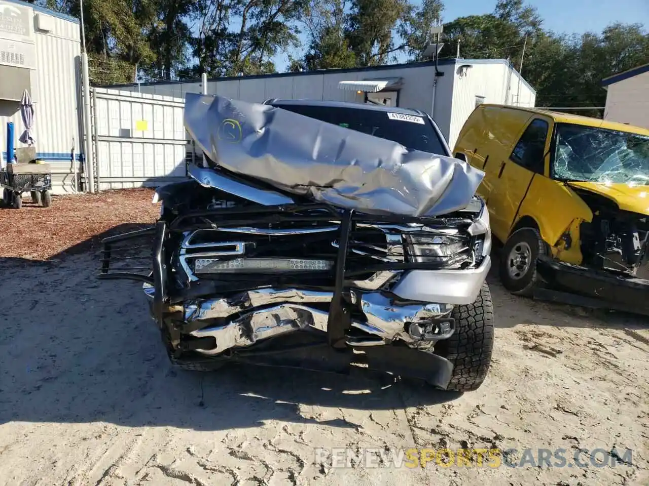 5 Photograph of a damaged car 1C6RREBG0KN792765 RAM 1500 2019