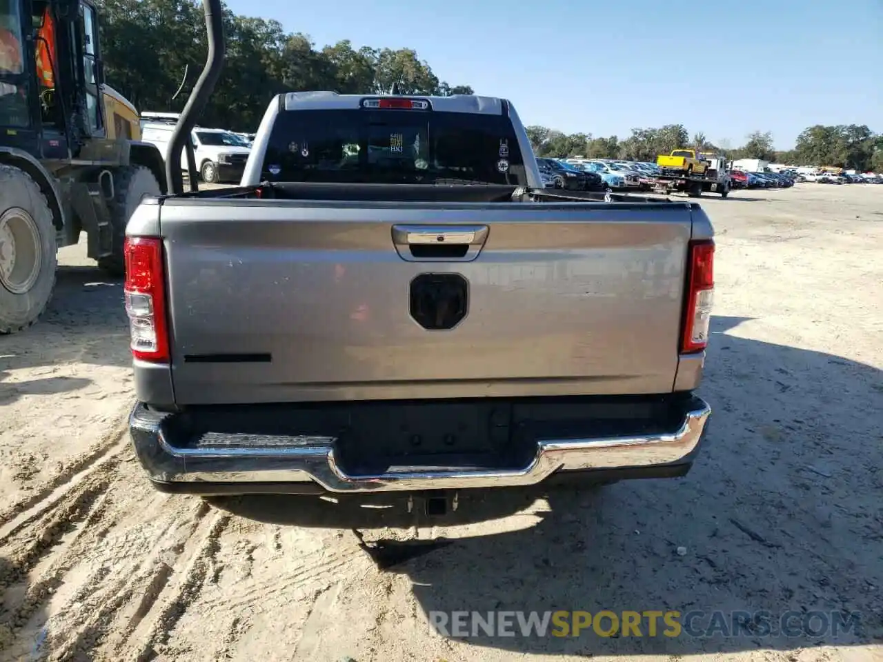 6 Photograph of a damaged car 1C6RREBG0KN792765 RAM 1500 2019