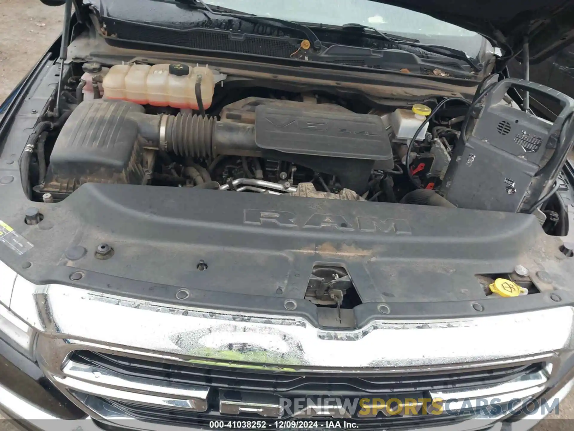 10 Photograph of a damaged car 1C6RREBG1KN902500 RAM 1500 2019