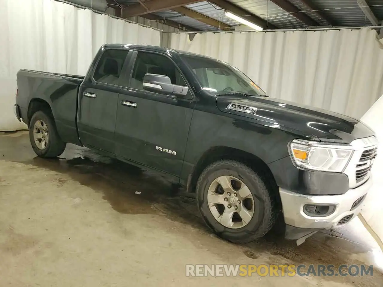 4 Photograph of a damaged car 1C6RREBT0KN828533 RAM 1500 2019