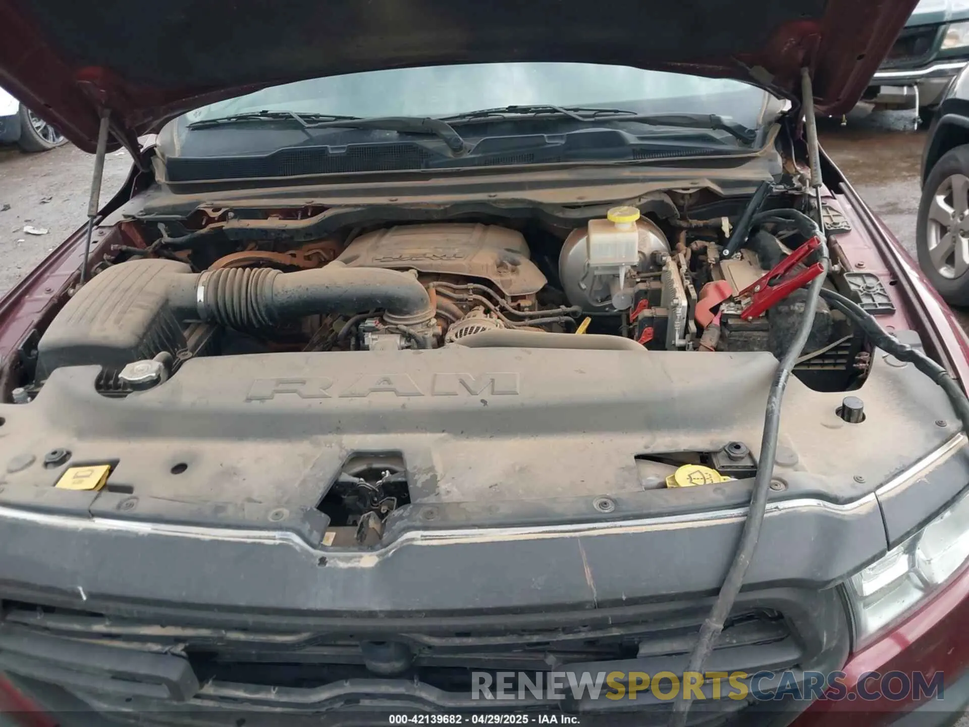 10 Photograph of a damaged car 1C6RREBT3KN884384 RAM 1500 2019