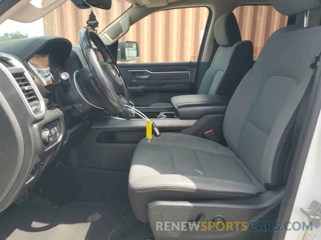 7 Photograph of a damaged car 1C6RREBT3KN905220 RAM 1500 2019