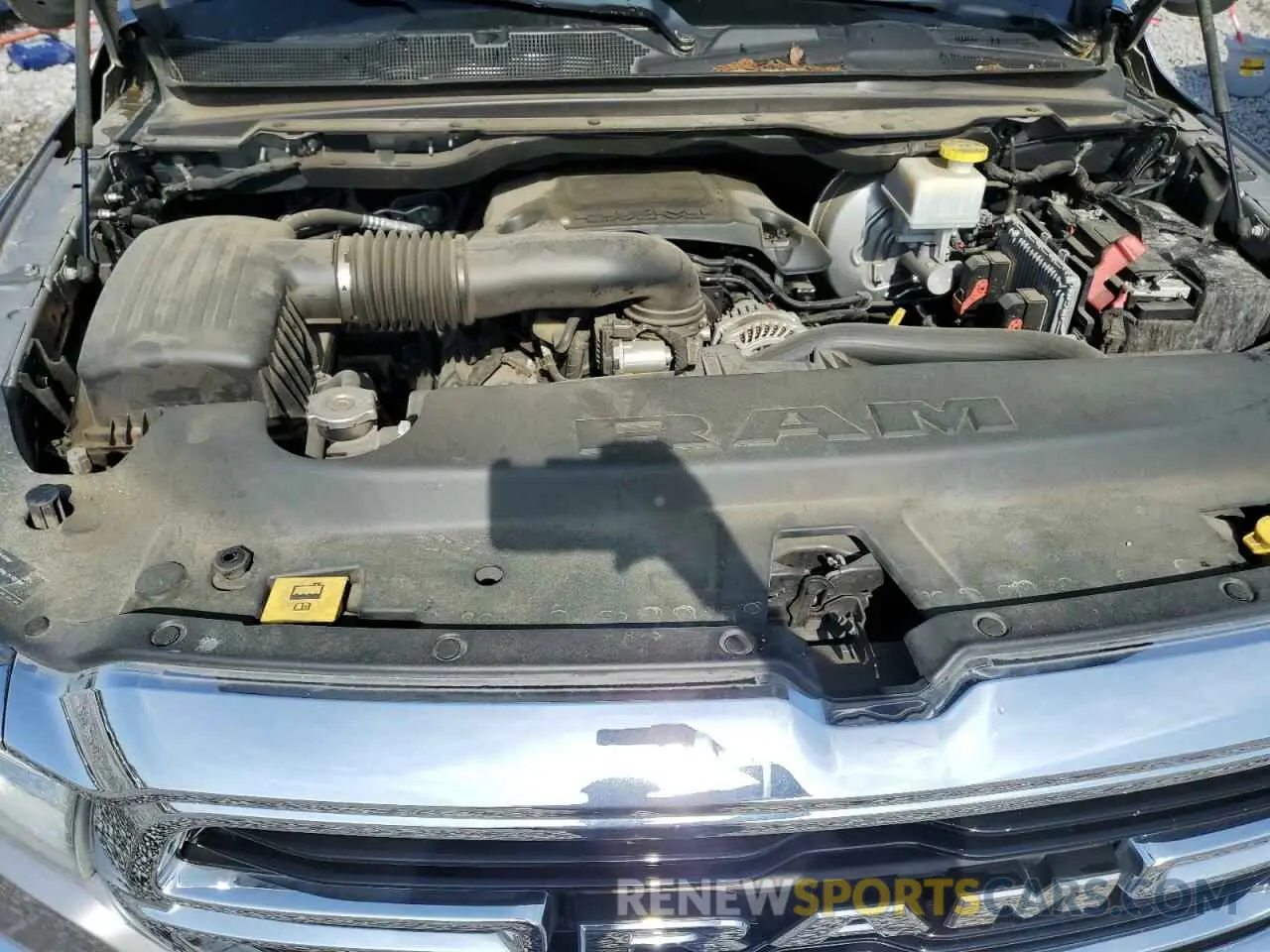 11 Photograph of a damaged car 1C6RREBTXKN884012 RAM 1500 2019