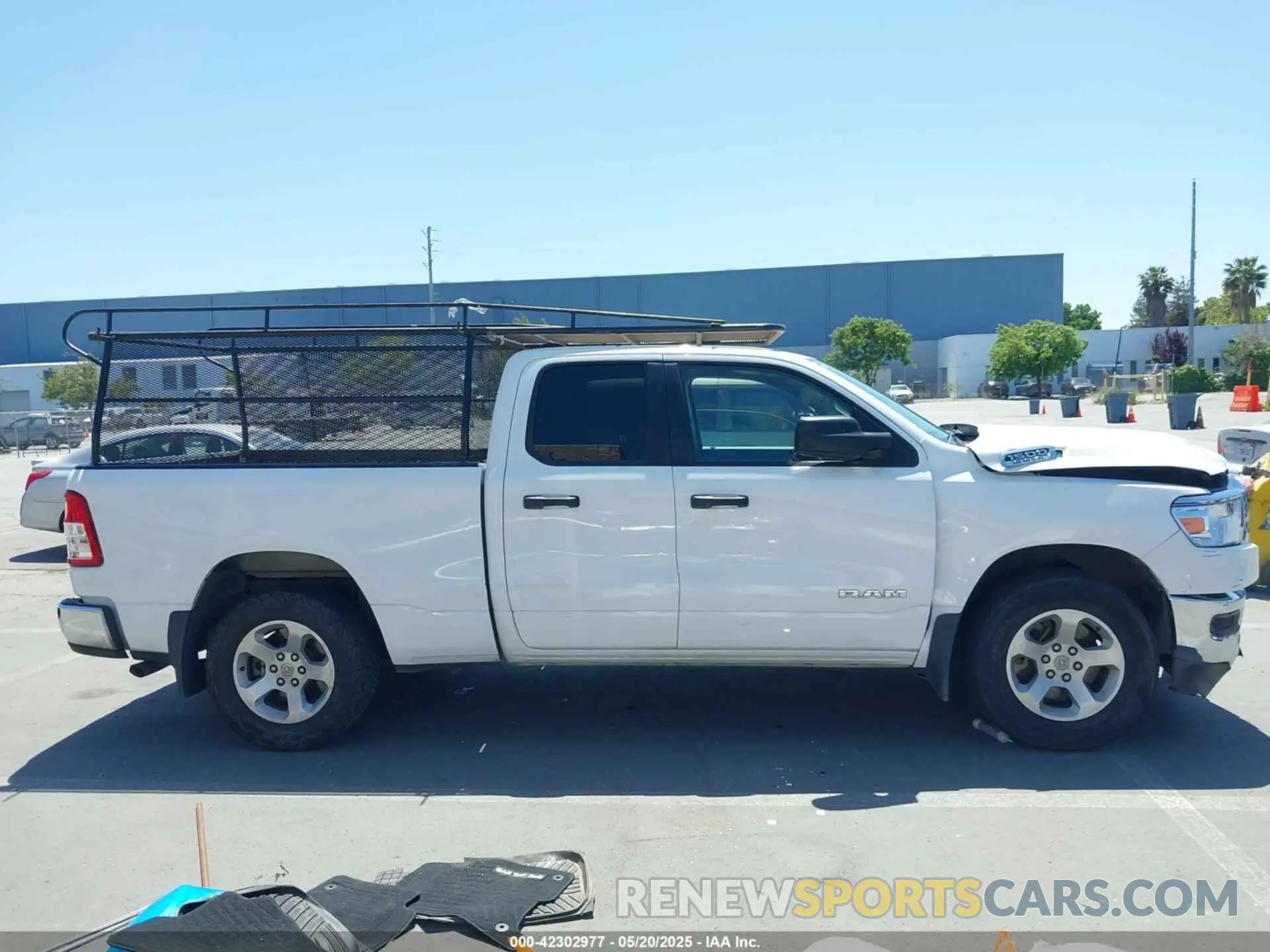 13 Photograph of a damaged car 1C6RRECT6KN884457 RAM 1500 2019