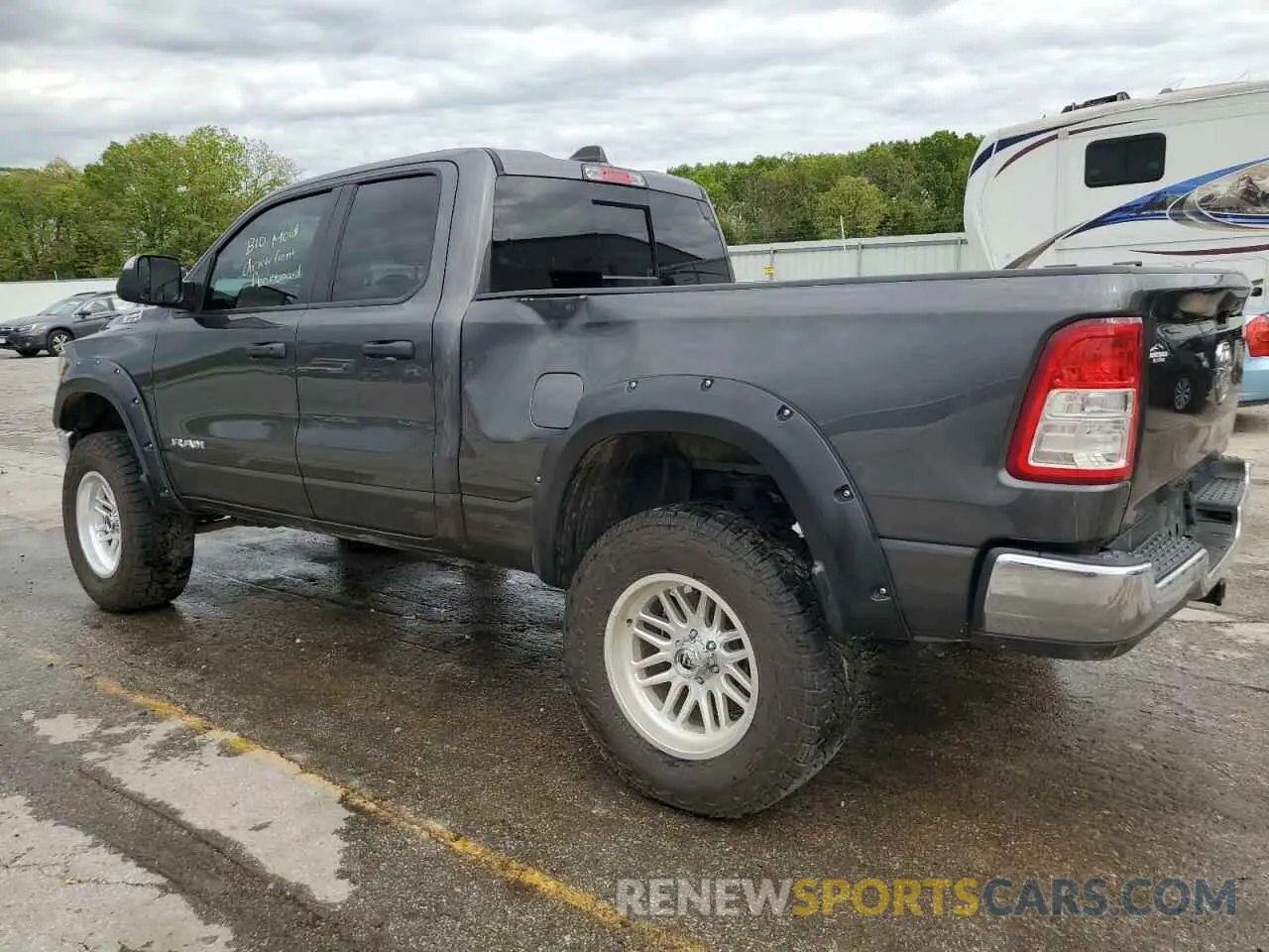 2 Photograph of a damaged car 1C6RRECTXKN667039 RAM 1500 2019