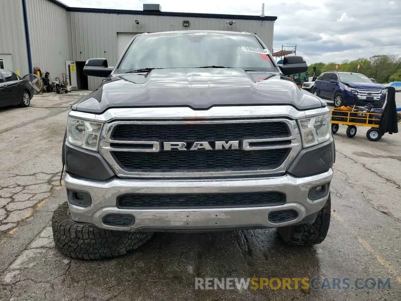 5 Photograph of a damaged car 1C6RRECTXKN667039 RAM 1500 2019