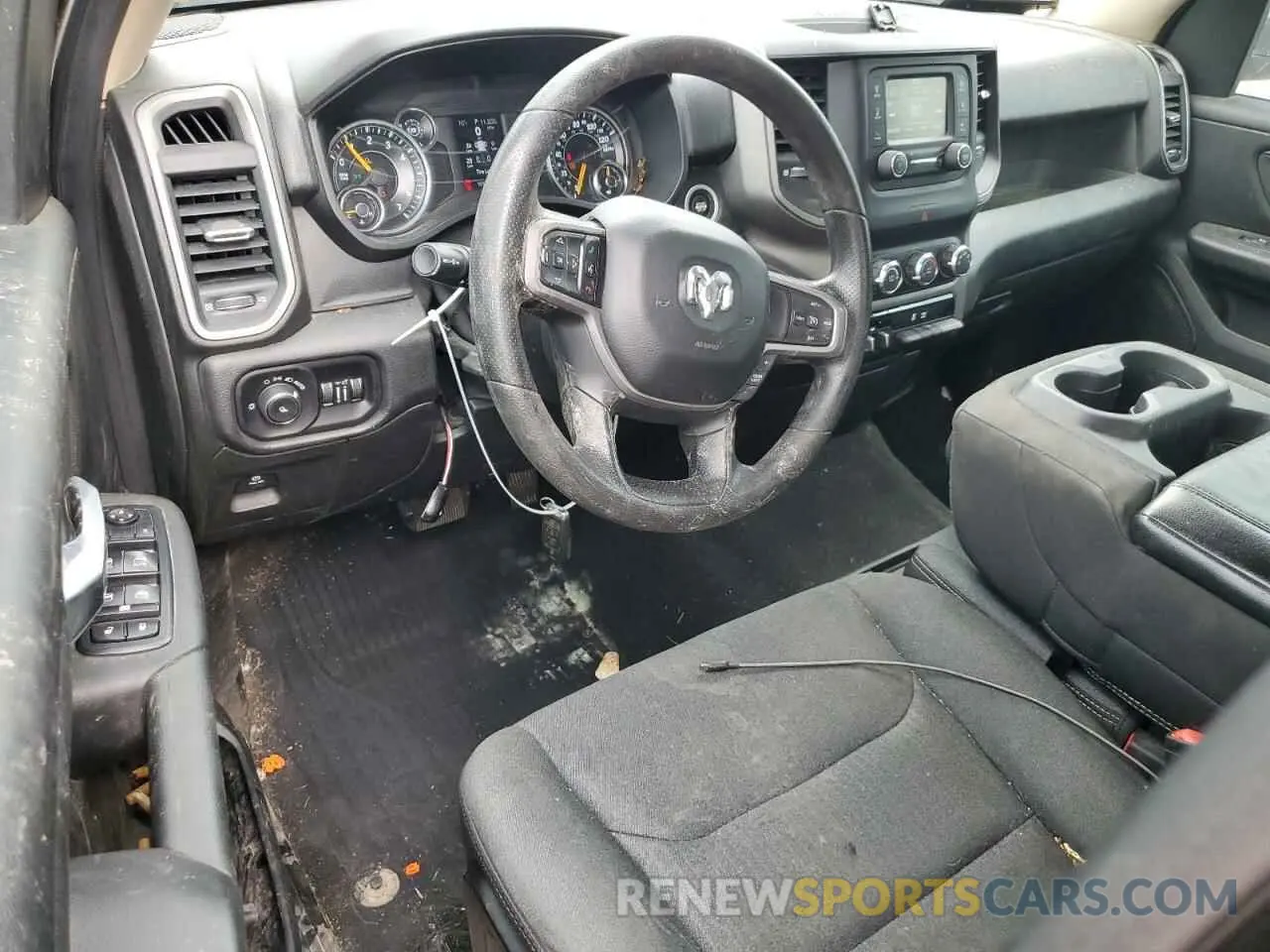8 Photograph of a damaged car 1C6RRECTXKN667039 RAM 1500 2019