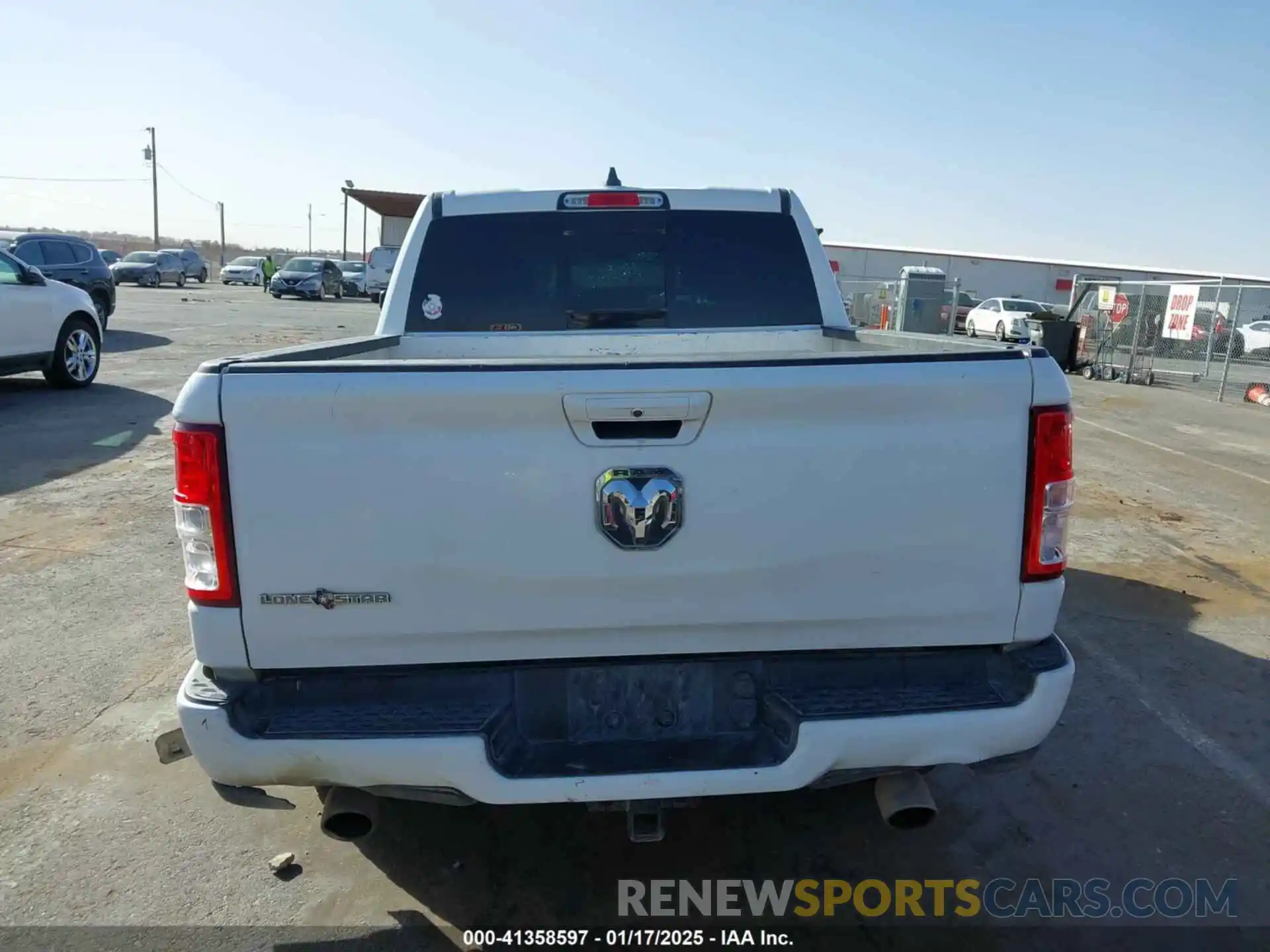 15 Photograph of a damaged car 1C6RREFT1KN548887 RAM 1500 2019