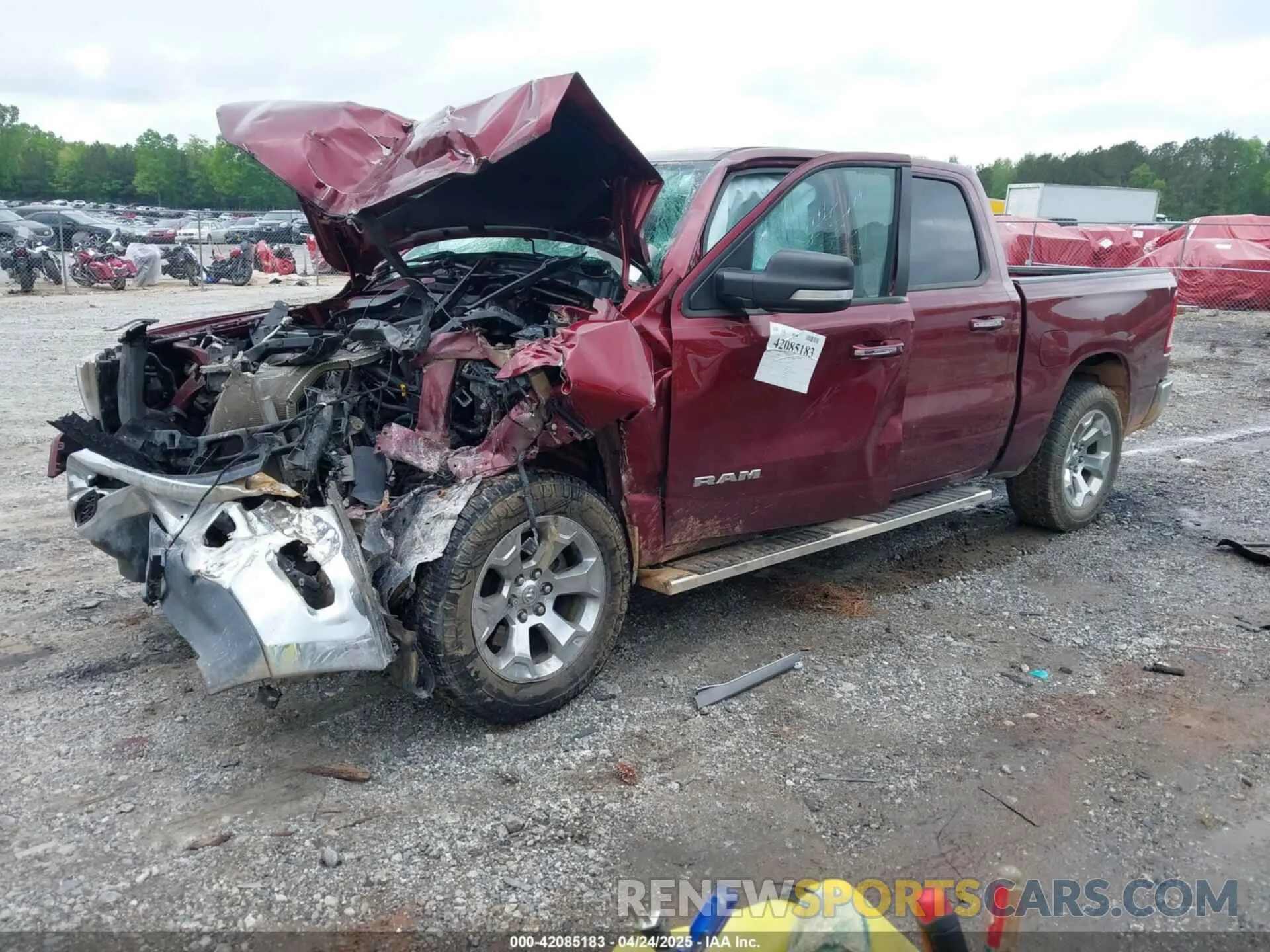 2 Photograph of a damaged car 1C6RREFT1KN769597 RAM 1500 2019
