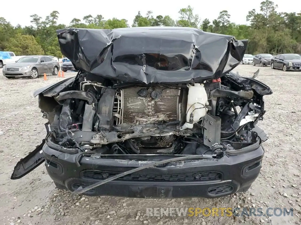 5 Photograph of a damaged car 1C6RREFT1KN769941 RAM 1500 2019