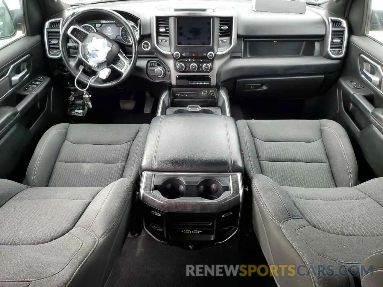 8 Photograph of a damaged car 1C6RREFT1KN769941 RAM 1500 2019