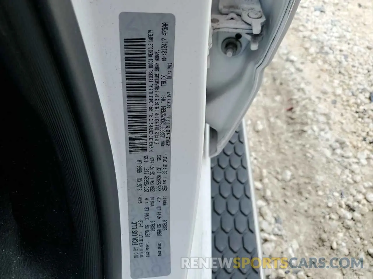12 Photograph of a damaged car 1C6RREFT2KN757684 RAM 1500 2019
