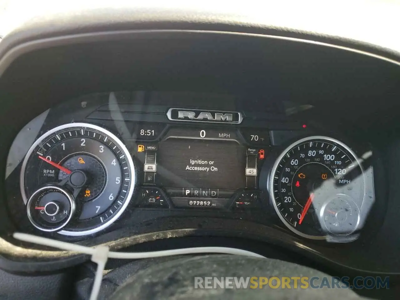 9 Photograph of a damaged car 1C6RREFT2KN770449 RAM 1500 2019