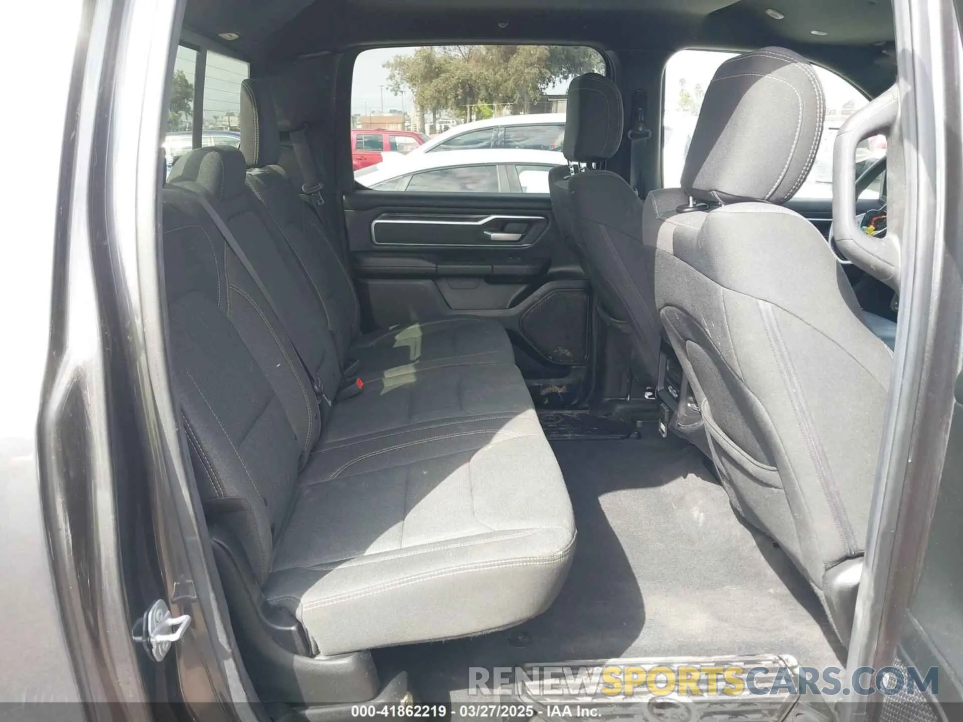 8 Photograph of a damaged car 1C6RREFT3KN601556 RAM 1500 2019