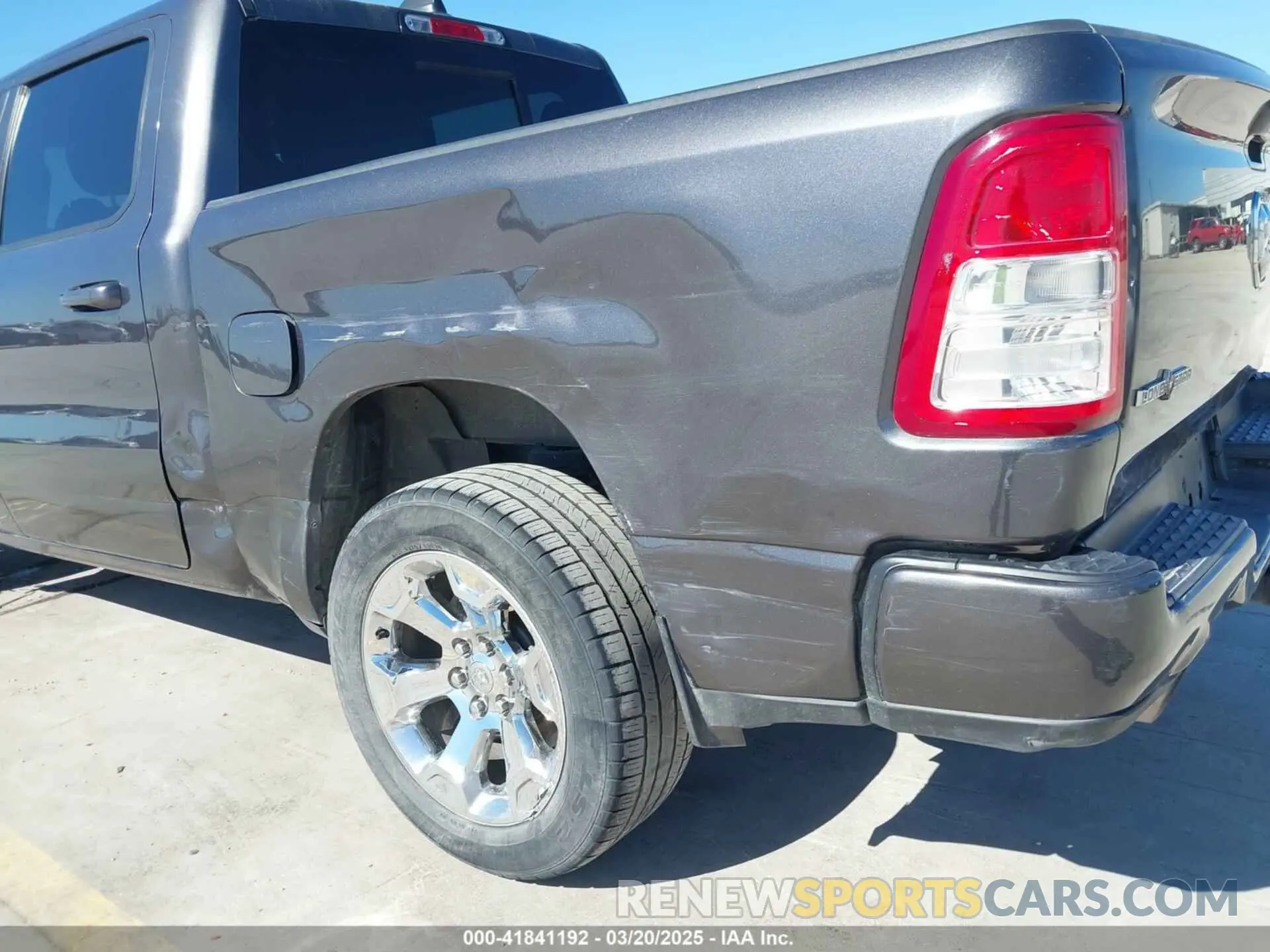 17 Photograph of a damaged car 1C6RREFT4KN679795 RAM 1500 2019