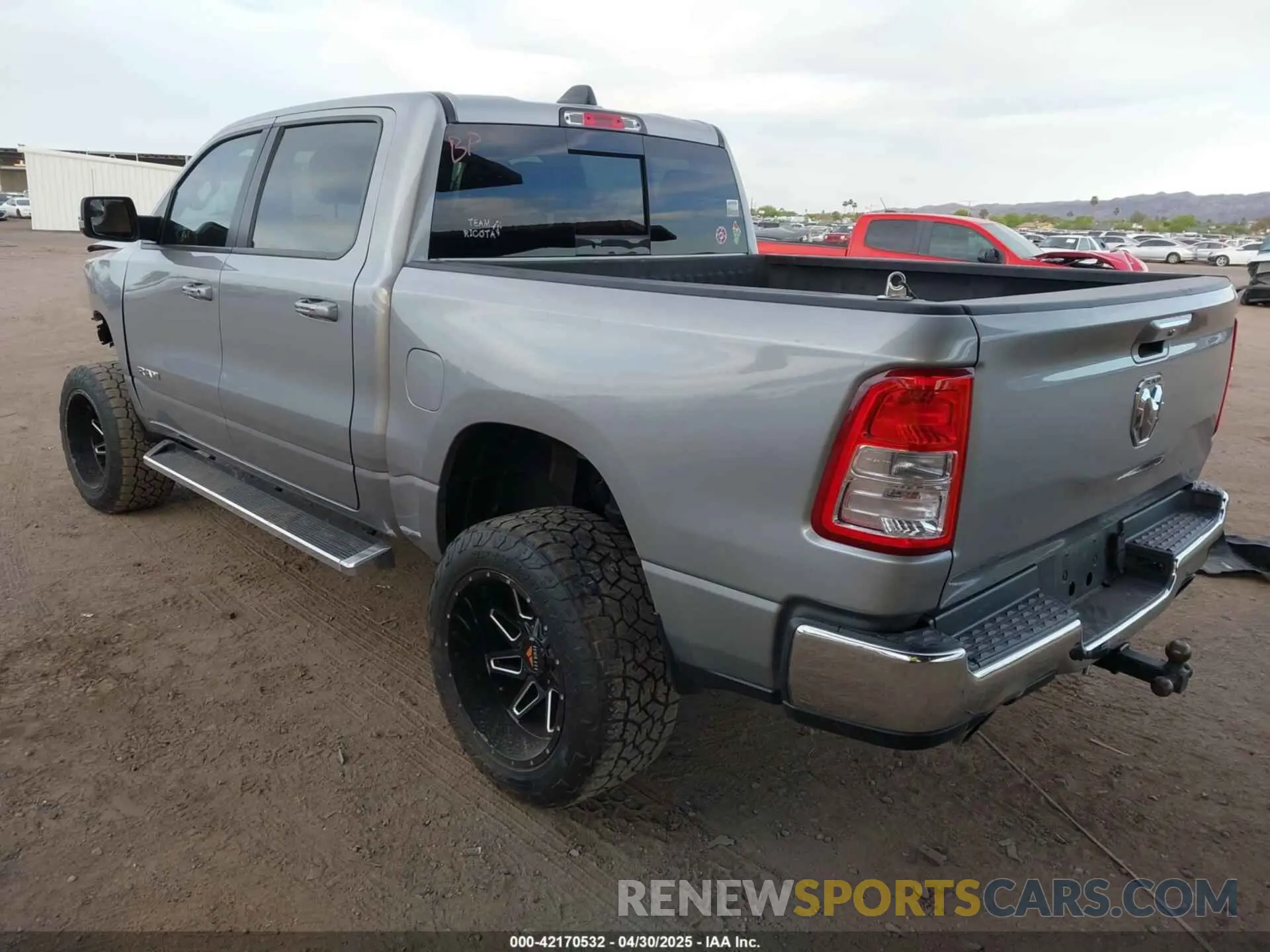 3 Photograph of a damaged car 1C6RREFT4KN828335 RAM 1500 2019