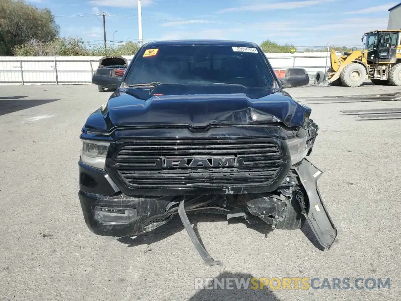 5 Photograph of a damaged car 1C6RREFT5KN534930 RAM 1500 2019