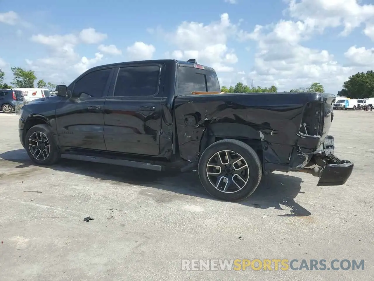 2 Photograph of a damaged car 1C6RREFT5KN639838 RAM 1500 2019