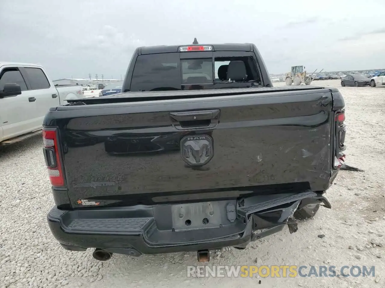 6 Photograph of a damaged car 1C6RREFT6KN509115 RAM 1500 2019