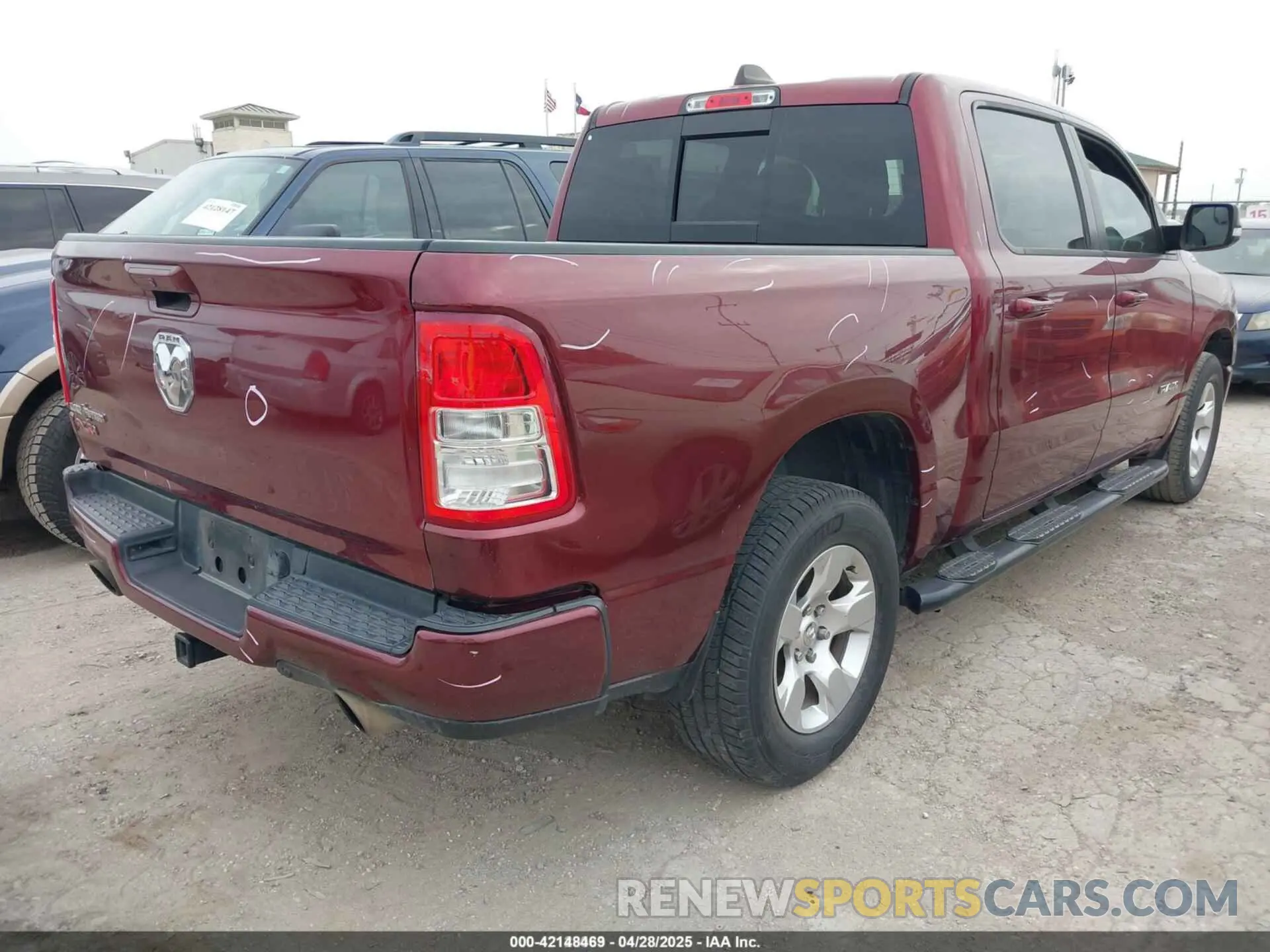 4 Photograph of a damaged car 1C6RREFT8KN635282 RAM 1500 2019