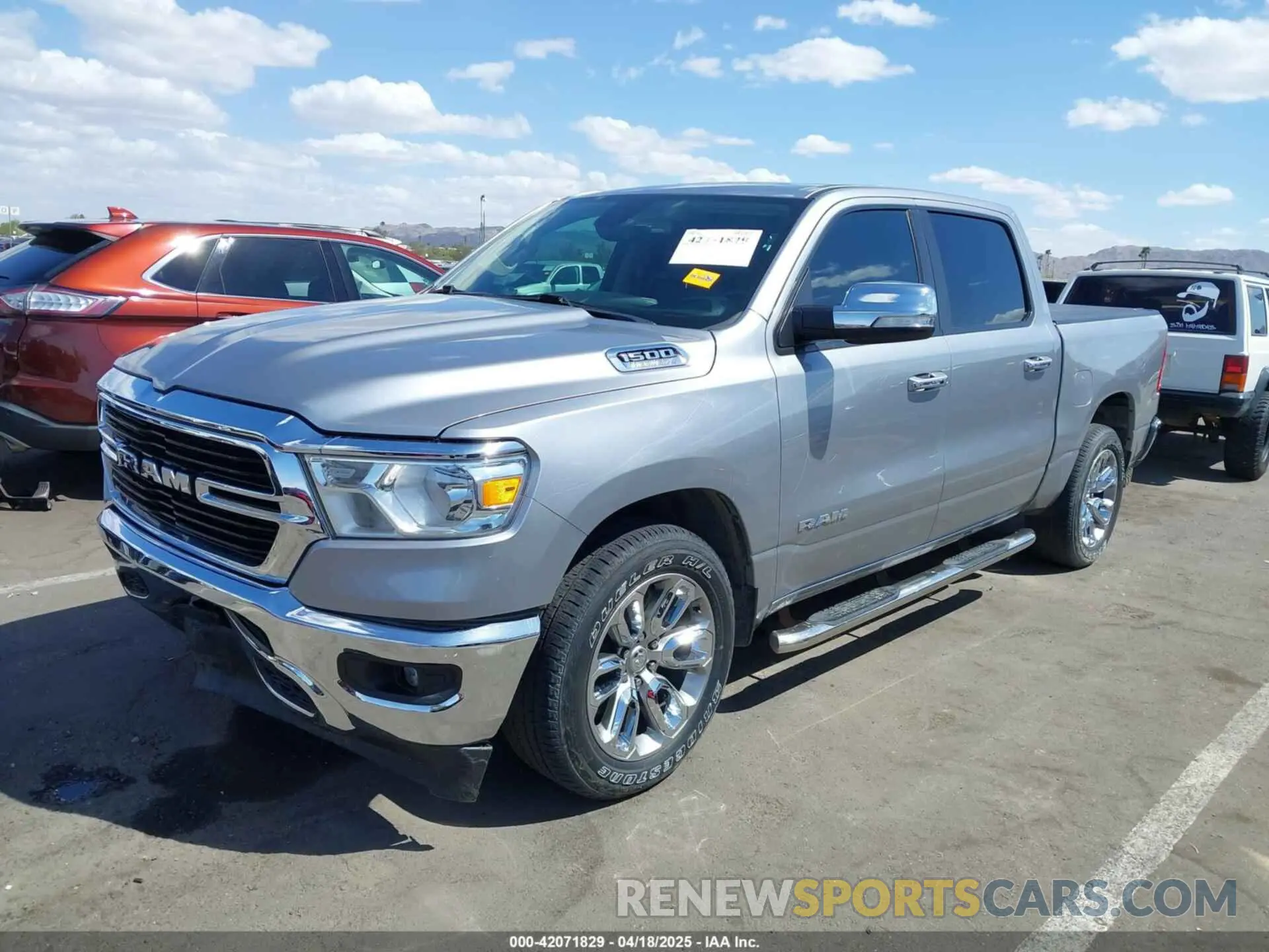 2 Photograph of a damaged car 1C6RREFT8KN828337 RAM 1500 2019