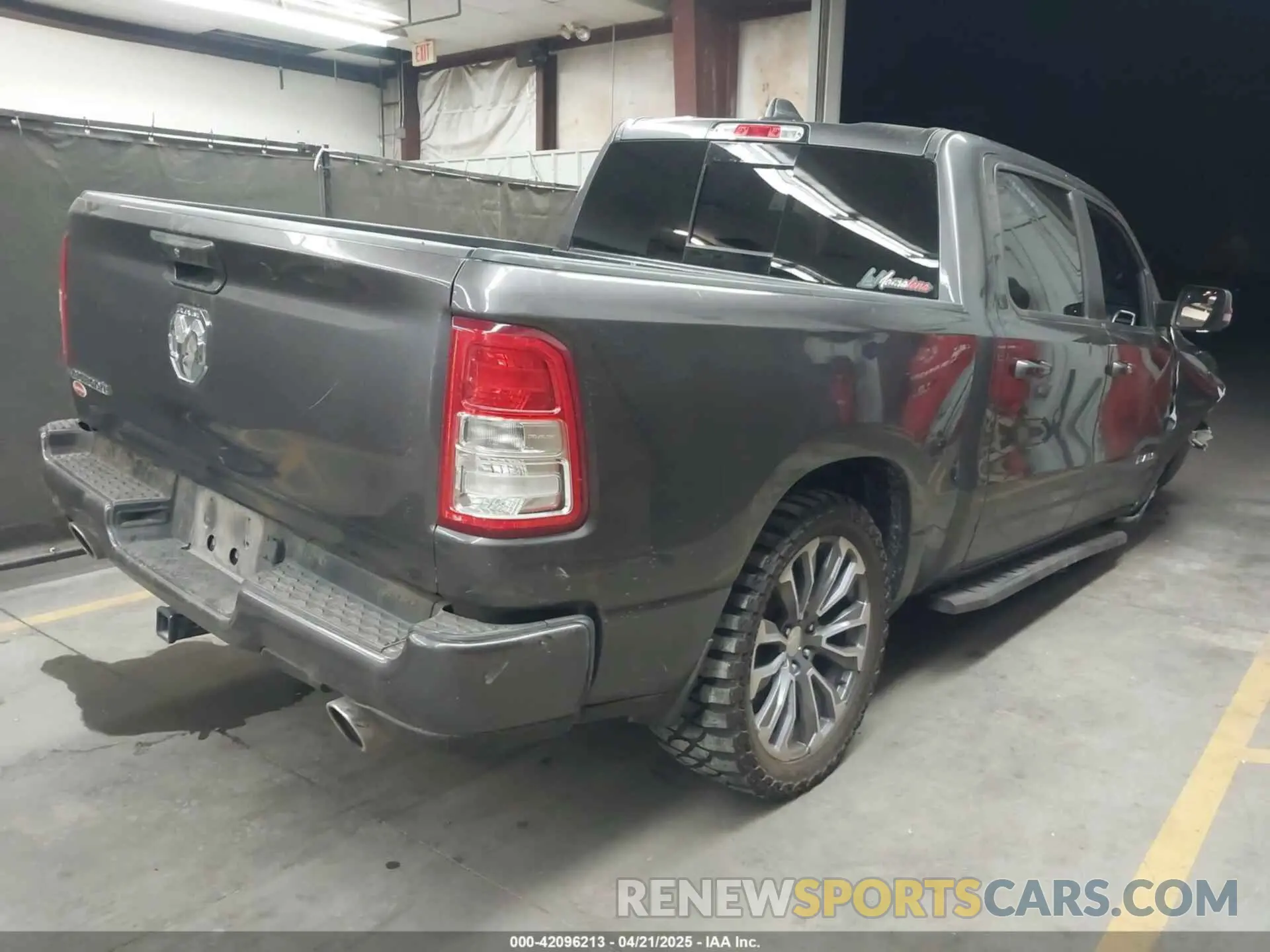4 Photograph of a damaged car 1C6RREFTXKN596646 RAM 1500 2019