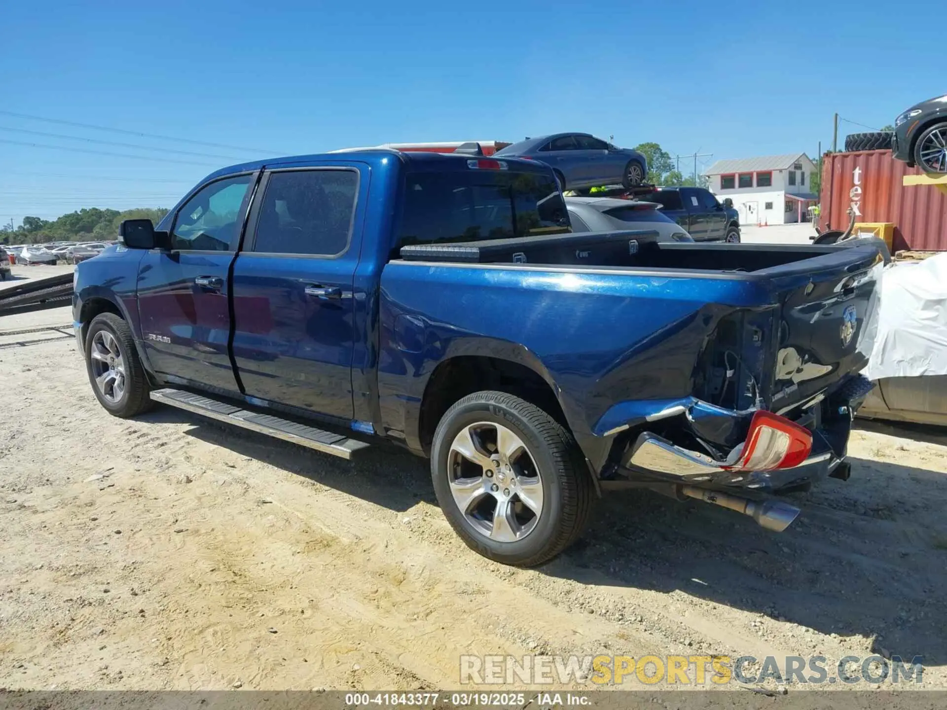 13 Photograph of a damaged car 1C6RREFTXKN628558 RAM 1500 2019
