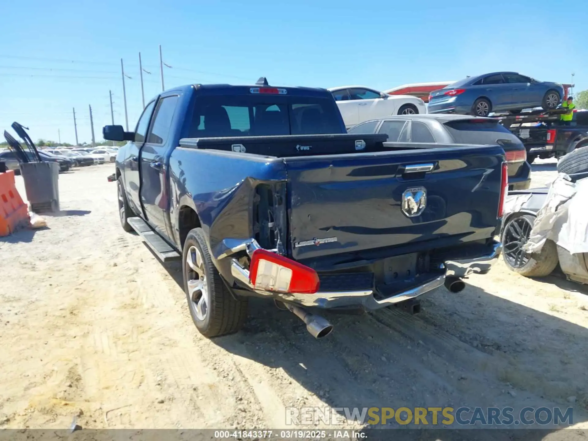 3 Photograph of a damaged car 1C6RREFTXKN628558 RAM 1500 2019