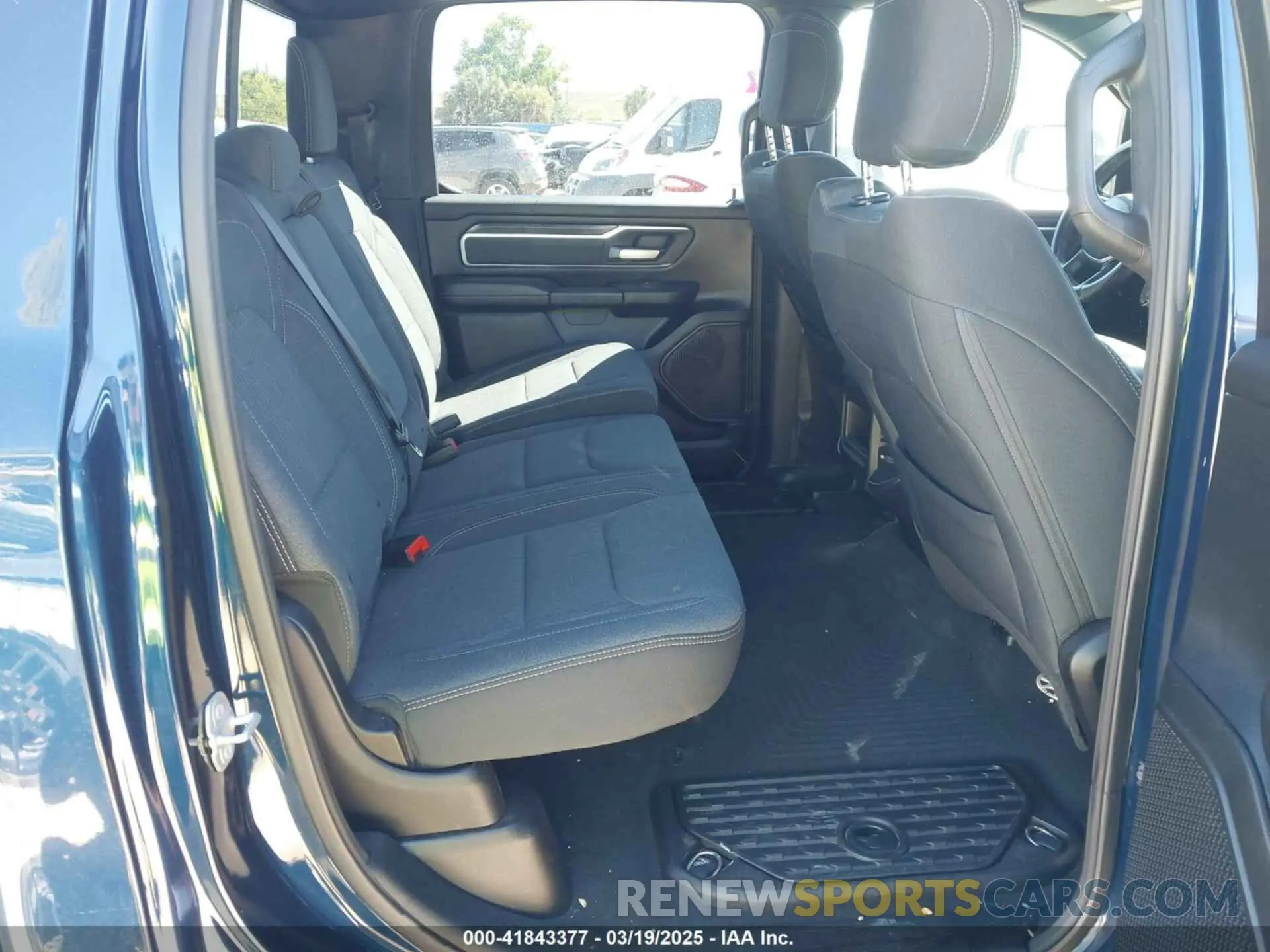 8 Photograph of a damaged car 1C6RREFTXKN628558 RAM 1500 2019