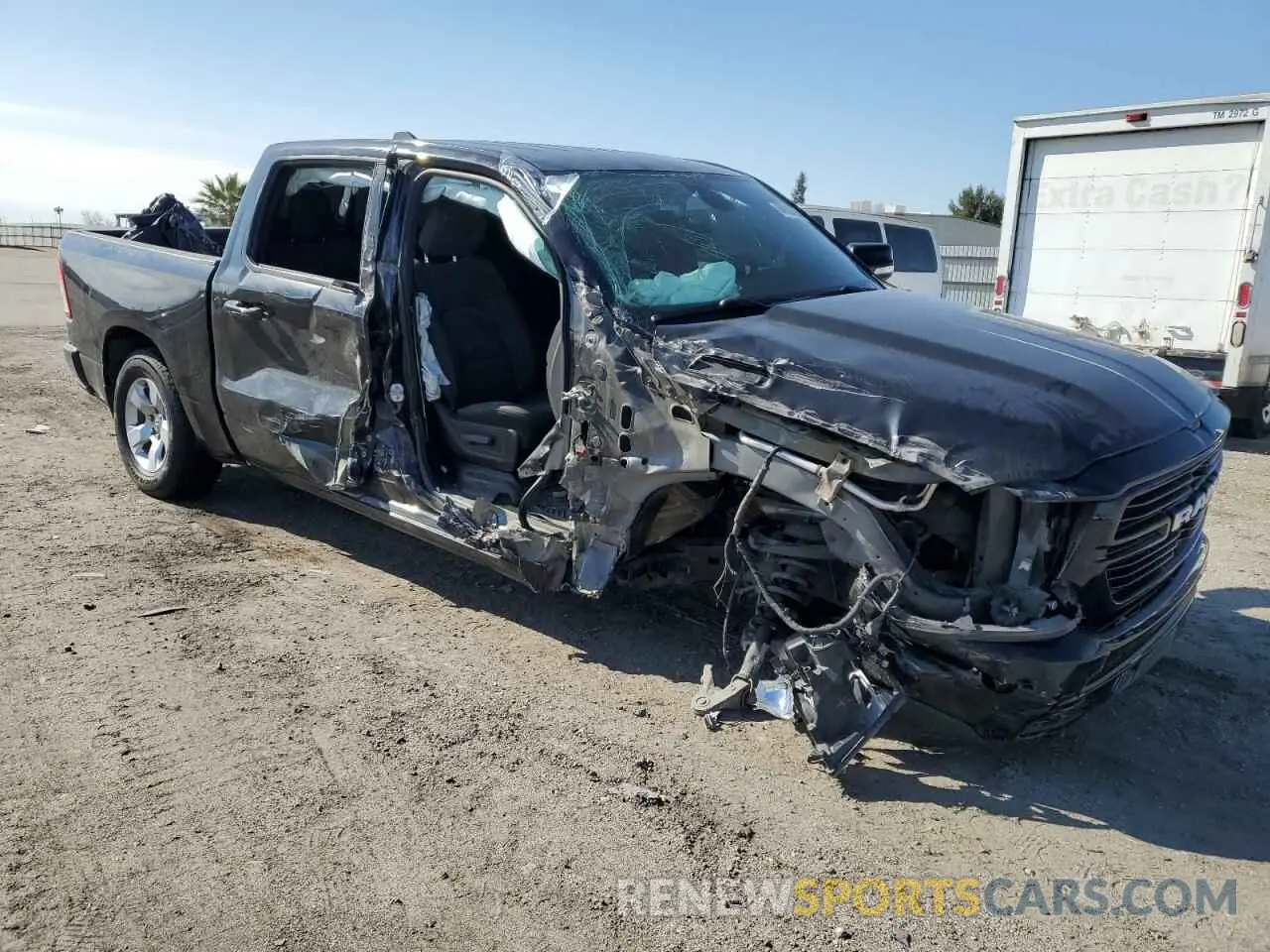 4 Photograph of a damaged car 1C6RREFTXKN642413 RAM 1500 2019