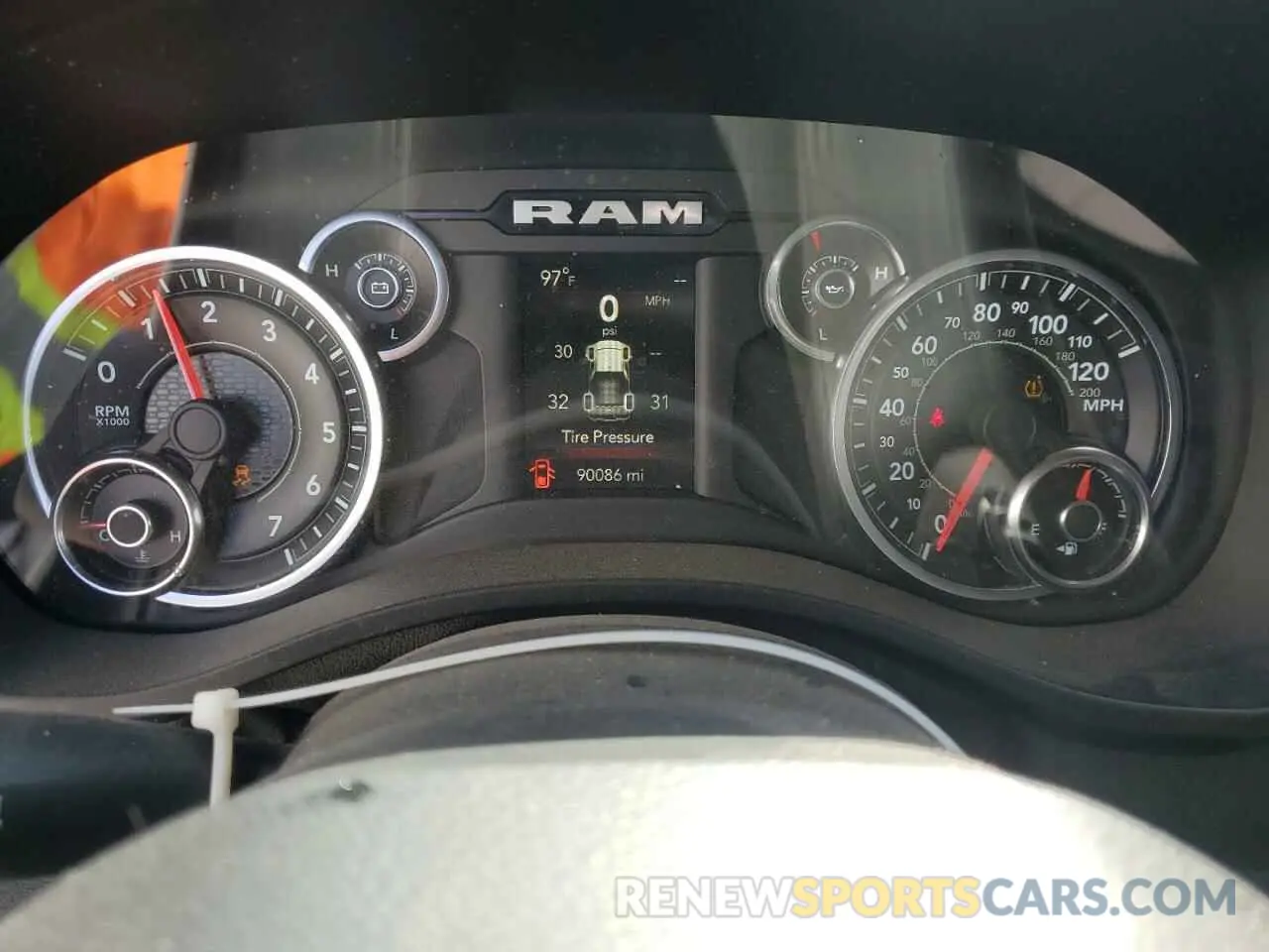 9 Photograph of a damaged car 1C6RREFTXKN705400 RAM 1500 2019
