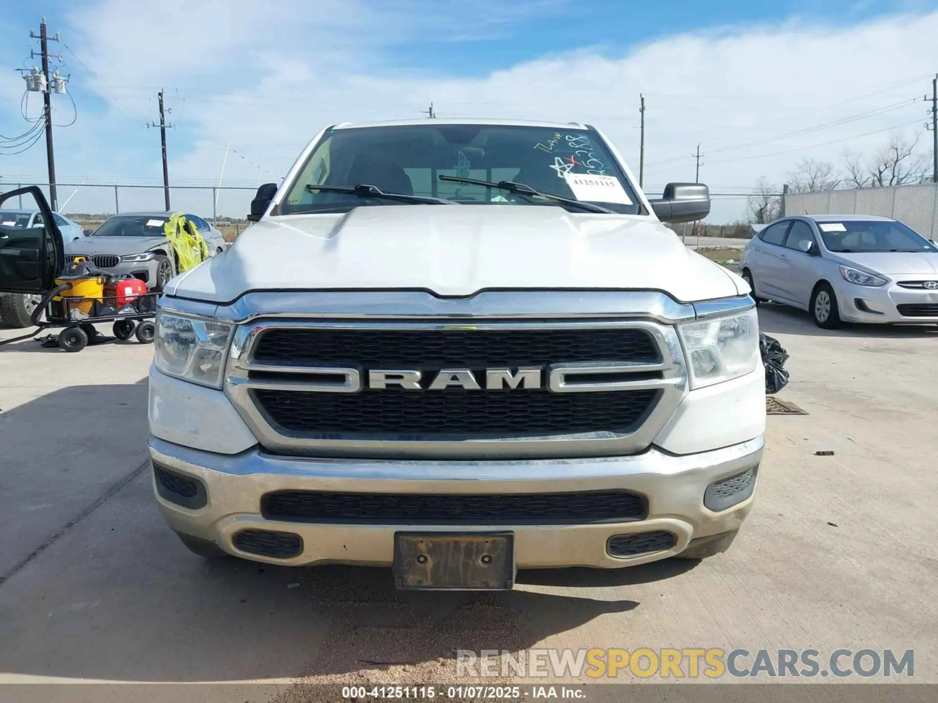 6 Photograph of a damaged car 1C6RREGT5KN625288 RAM 1500 2019