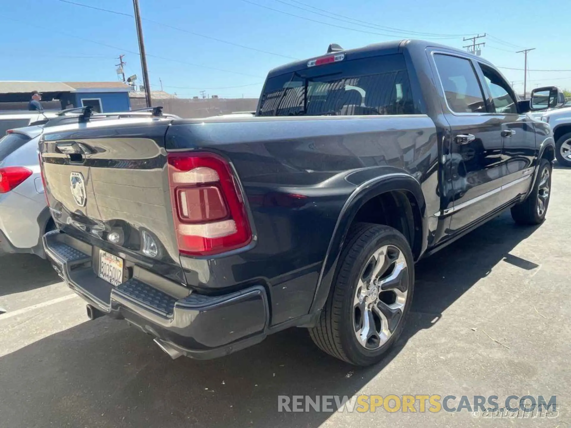 5 Photograph of a damaged car 1C6RREHT0KN616108 RAM 1500 2019