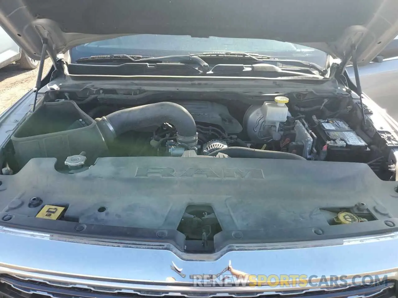 11 Photograph of a damaged car 1C6RREHT3KN509148 RAM 1500 2019