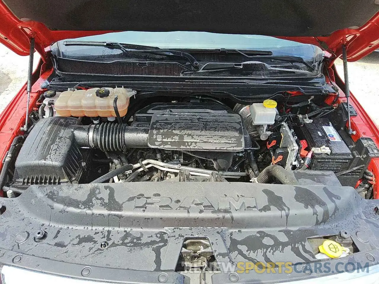 11 Photograph of a damaged car 1C6RREJG7KN821695 RAM 1500 2019