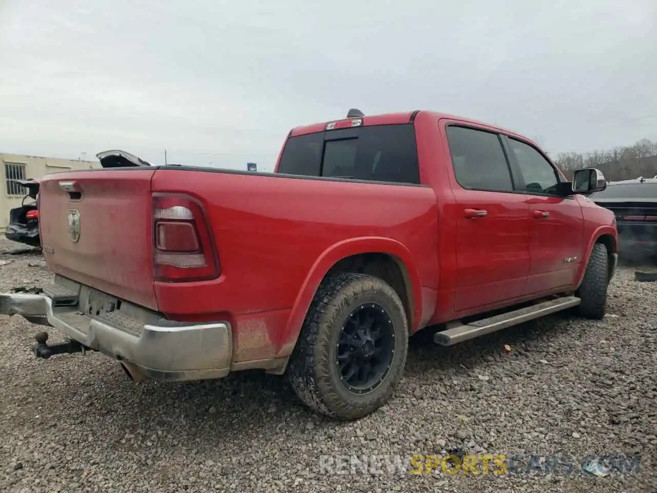 3 Photograph of a damaged car 1C6RREJT2KN531085 RAM 1500 2019