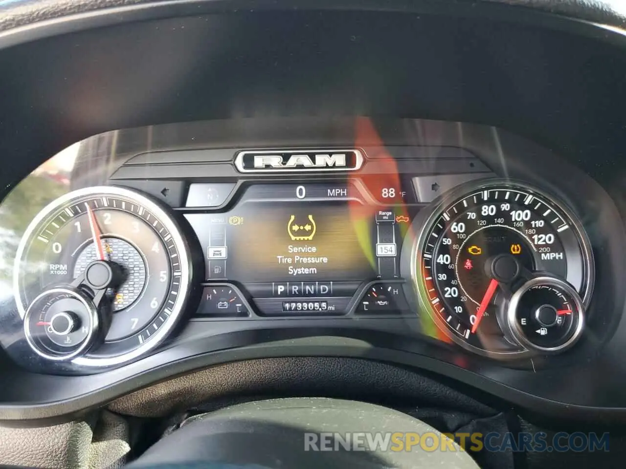 9 Photograph of a damaged car 1C6RREJT2KN792572 RAM 1500 2019