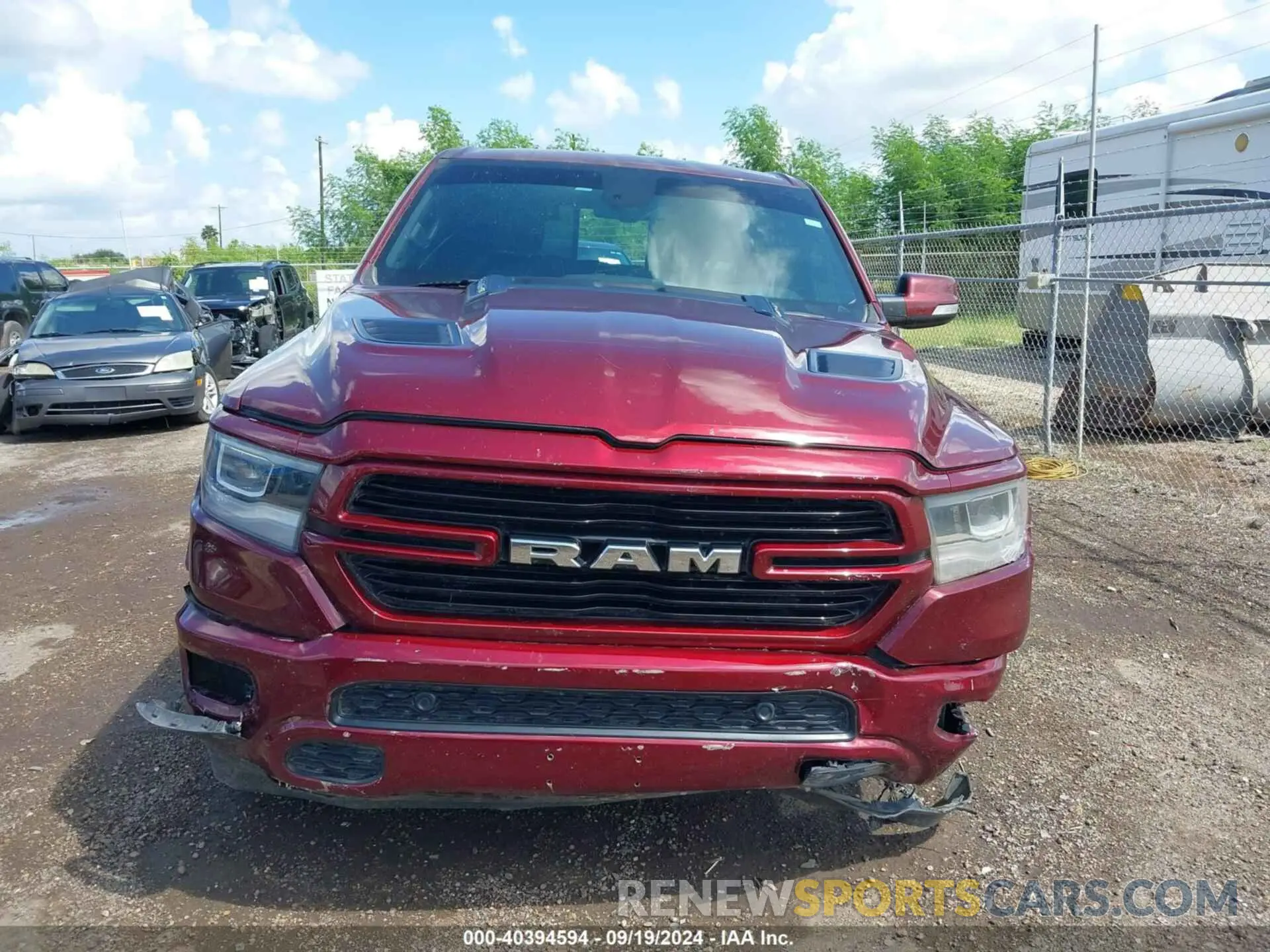 12 Photograph of a damaged car 1C6RREJT3KN628814 RAM 1500 2019