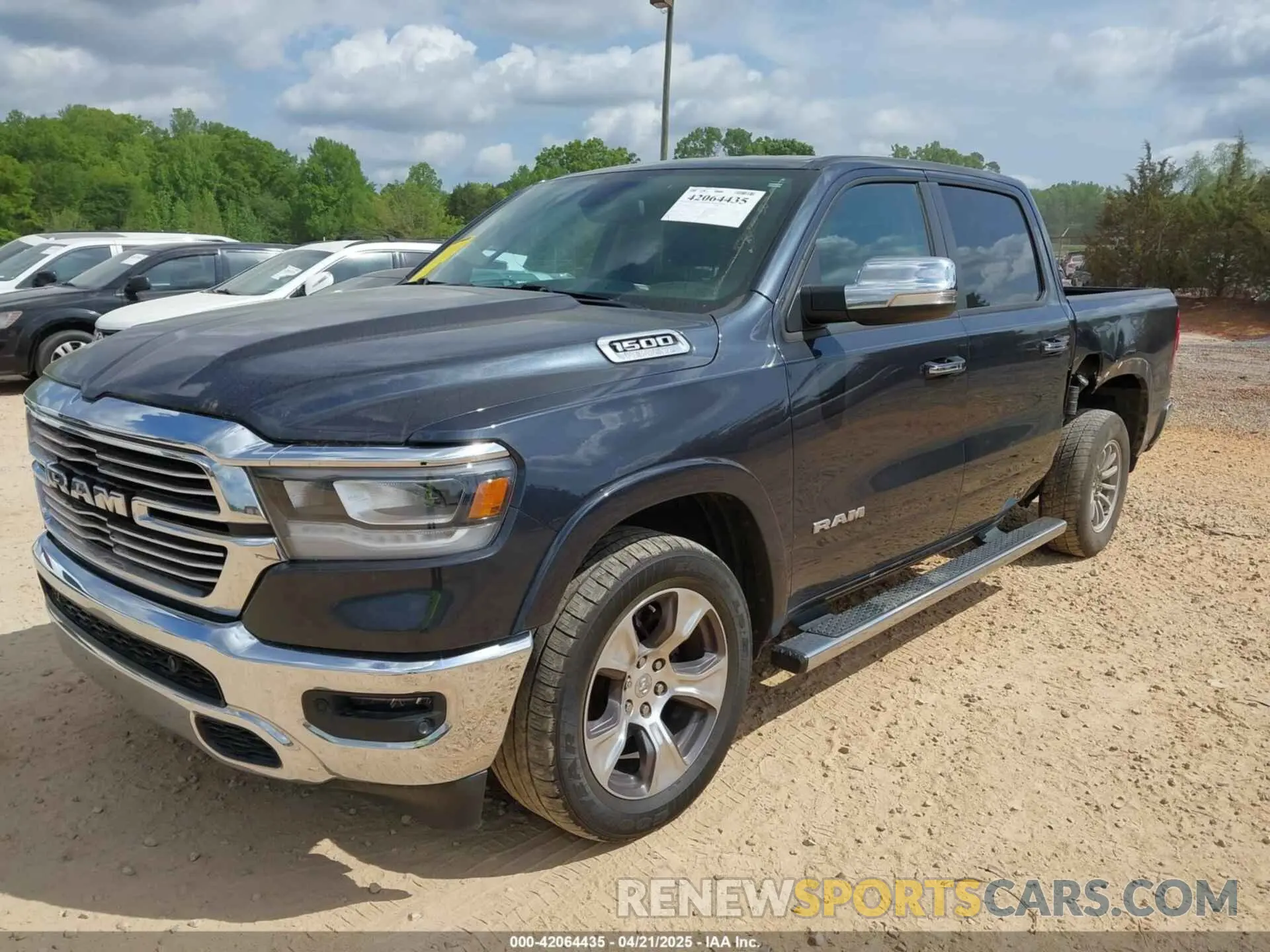 2 Photograph of a damaged car 1C6RREJT3KN912735 RAM 1500 2019
