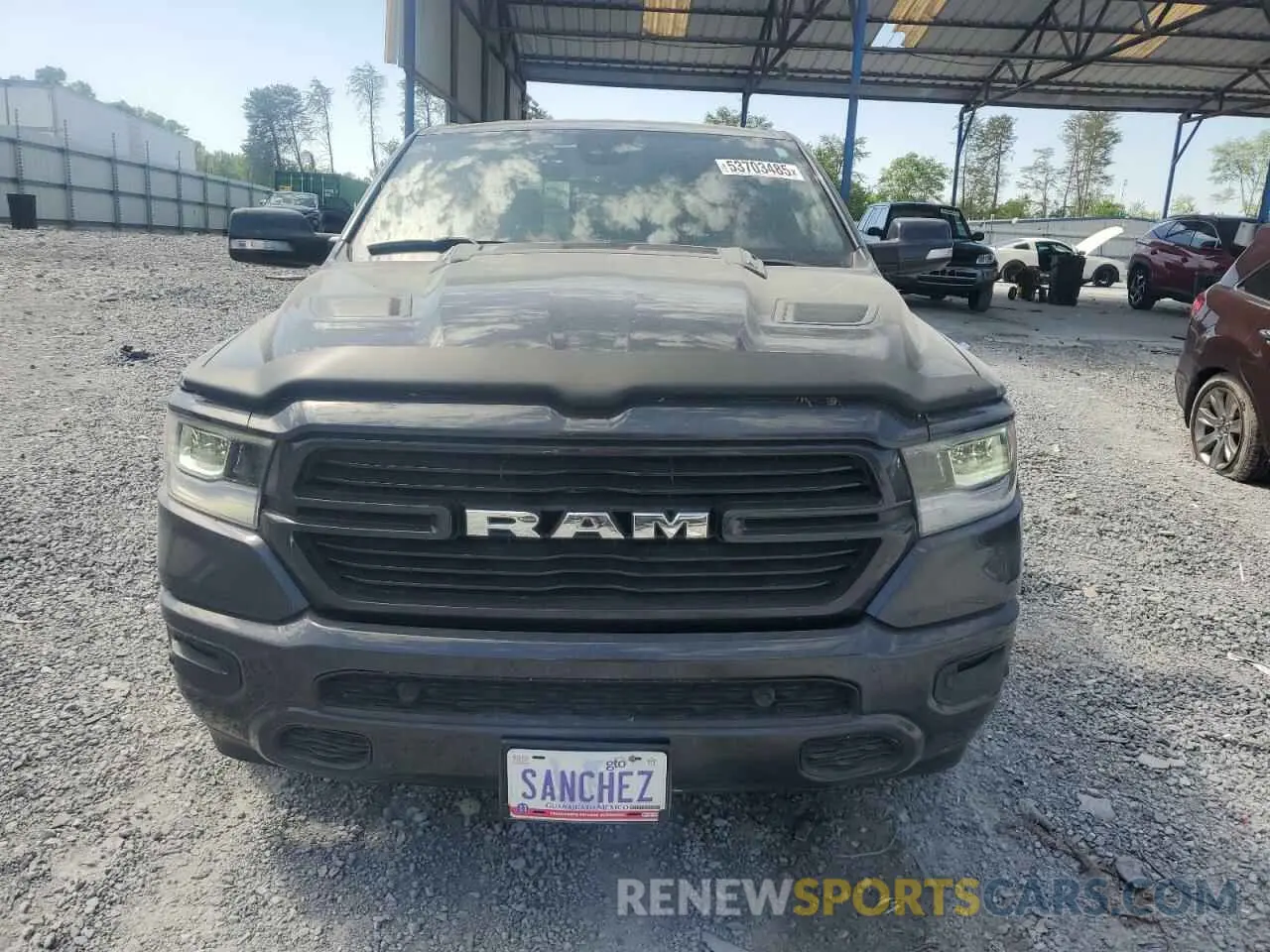 5 Photograph of a damaged car 1C6RREJT4KN601072 RAM 1500 2019