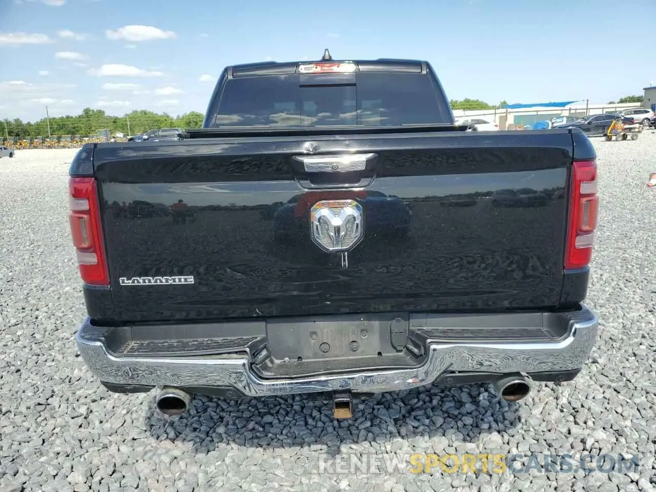 6 Photograph of a damaged car 1C6RREJT8KN543161 RAM 1500 2019